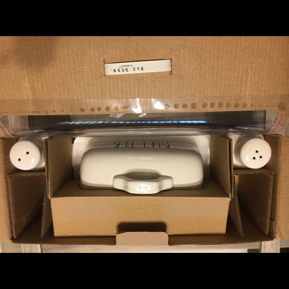 🧈 RAE DUNN Butter Dish w/ Salt & Pepper Set - Picture 3 of 7